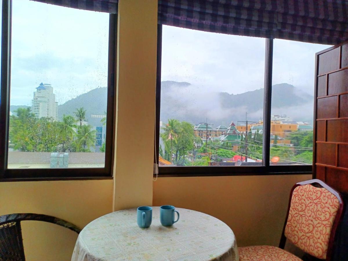 Happy Holidays Hotel Patong Exterior foto