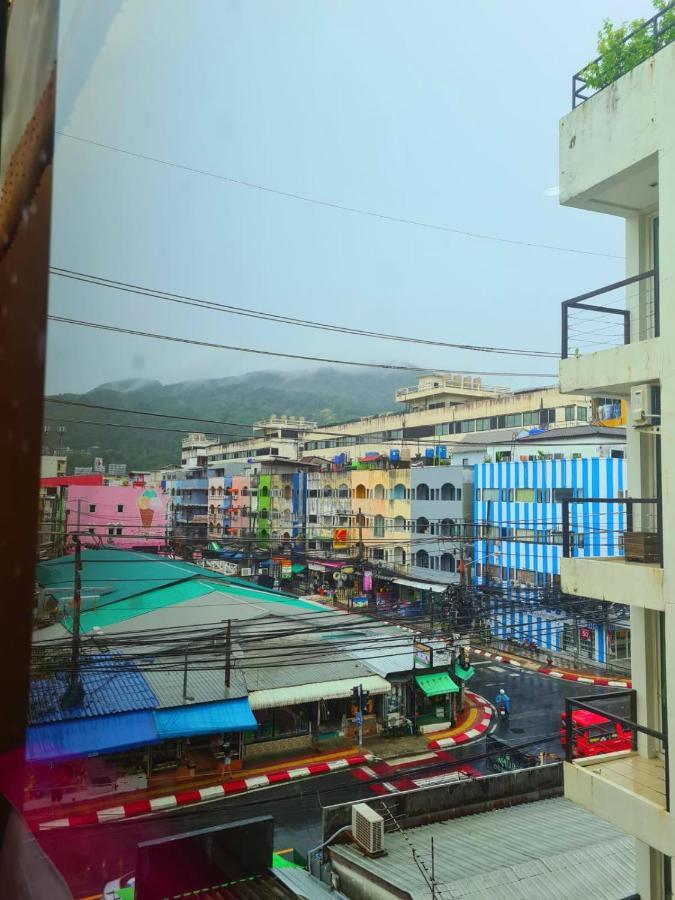 Happy Holidays Hotel Patong Exterior foto